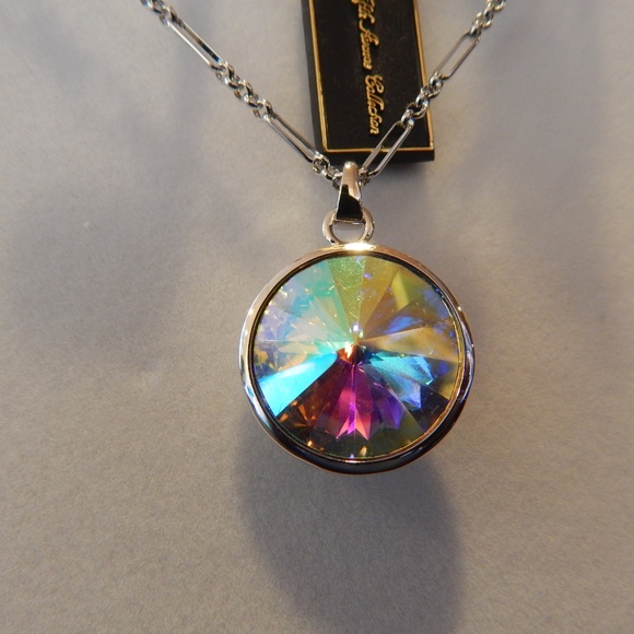 Fifth Avenue "Fashionomics" Necklace & Earring Set - Picture 2 of 7